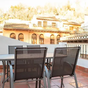Apartamento Atico Con Terraza En Cuesta Gomerez, Granada